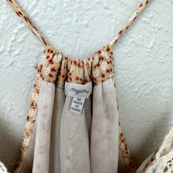 Mystree Yellow Floral Shabby Chic Sleeveless Top - Picture 7 of 7